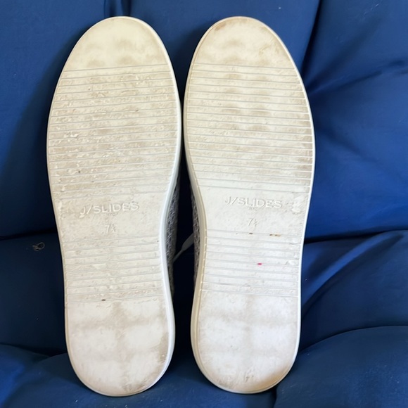 J/Slides NYC Sneakers size 7.5 gray with white edging - Picture 3 of 5